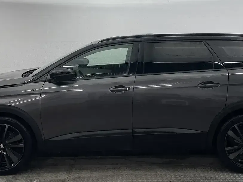 Gebraucht Peugeot 5008 GT 136 PS (100 kW) 2024 Platiniumgrau SUV