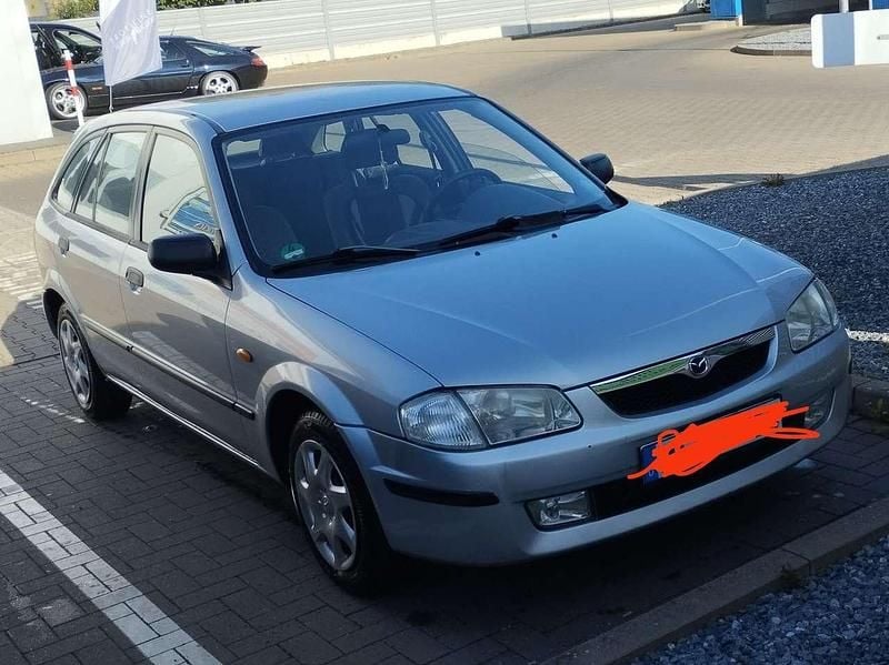 Silber Gebraucht 1999 Mazda 323F Exclusive Limousine | 2.200 € (Etwas zu teuer) - Bild 1/4