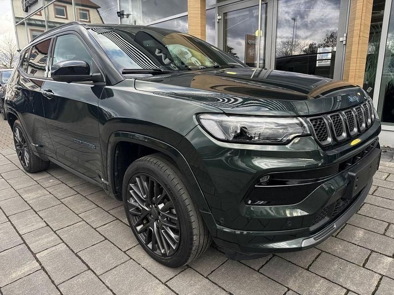 Gebraucht Jeep Compass 241 PS (177 kW) 2021 Grün SUV