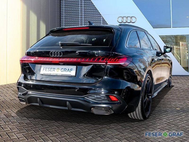 Second-hand Audi A5 Sport 150 CP (110 kW) 2025 Negru Break