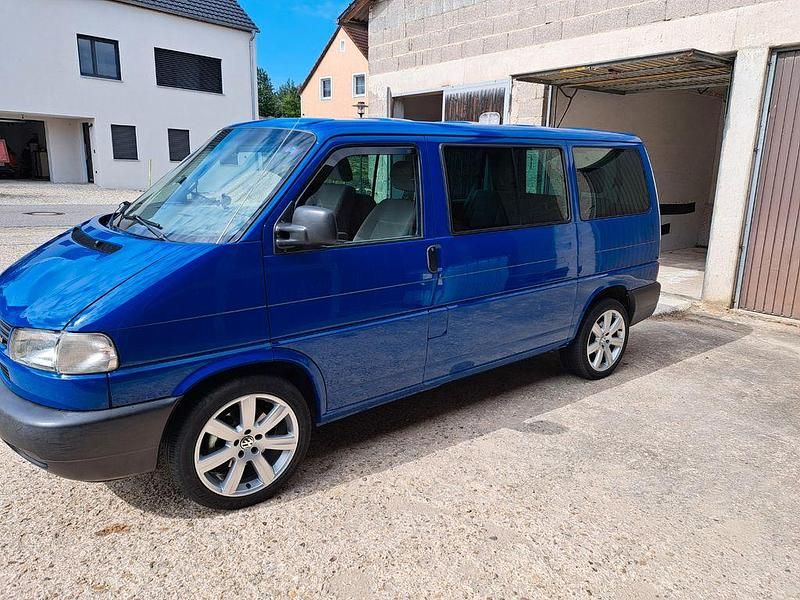 Gebraucht VW T4 151 PS (111 kW) 1999 Blau Van