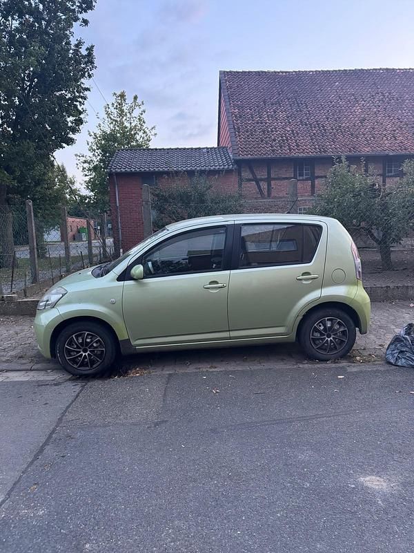 Gebraucht Daihatsu Sirion 2005 Grün Kleinwagen