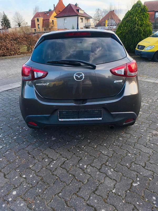 Gebraucht Mazda 2 90 PS (66 kW) 2017 Braun Limousine
