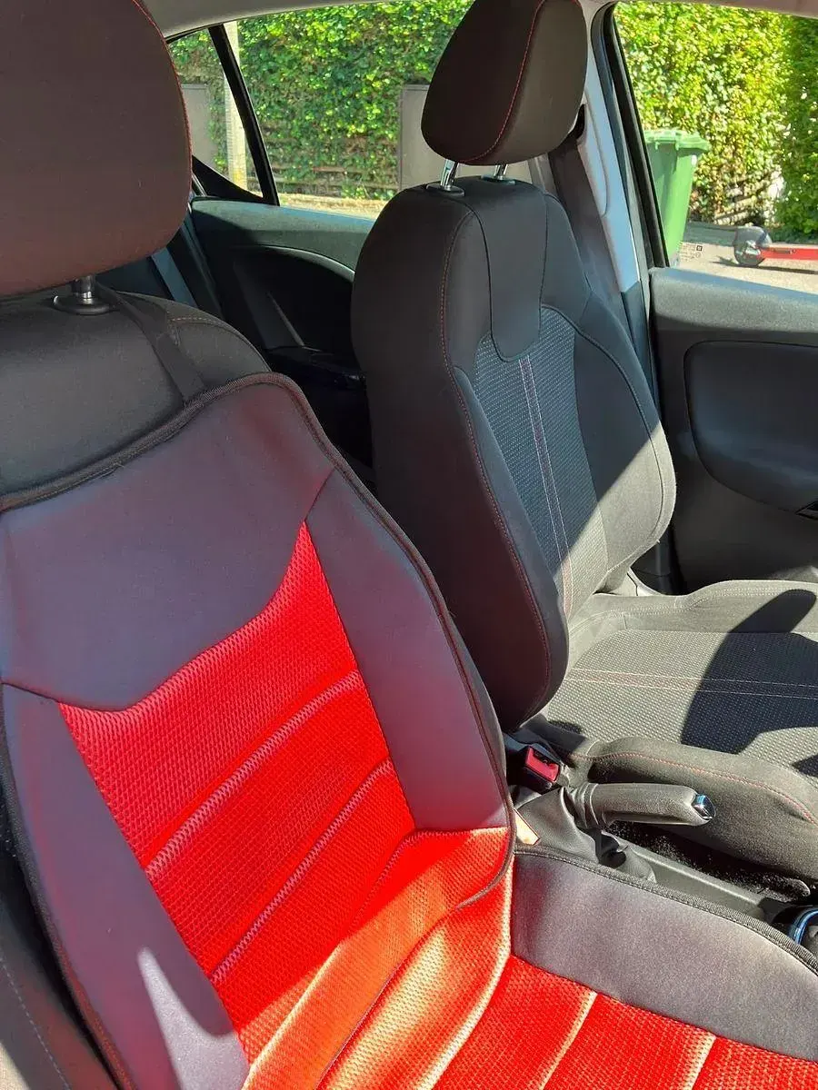 Gebraucht Opel Corsa 101 PS (74 kW) 2016 Schwarz Kleinwagen