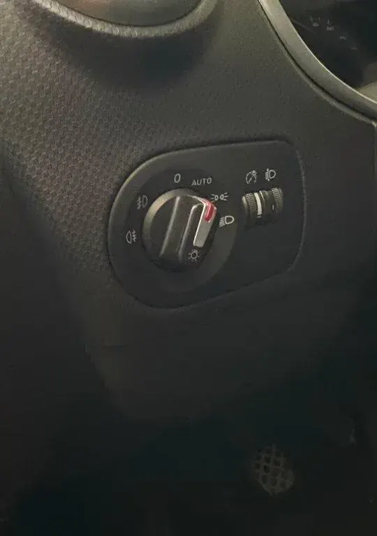 Usata Seat Leon 125 CV (91 kW) 2009 Nero Utilitaria