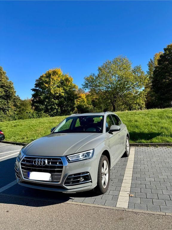 Silber Gebraucht 2020 Audi Q5 S-Line SUV | 29.500 € (Fairer Preis) - Bild 1/4
