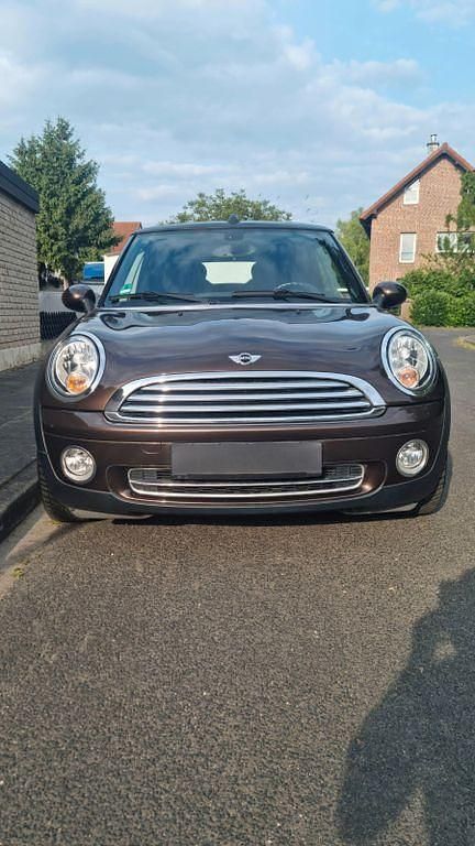 Braun Gebraucht 2010 Mini One Cabriolet Cabrio | 6.990 € (Guter Preis) - Bild 1/4