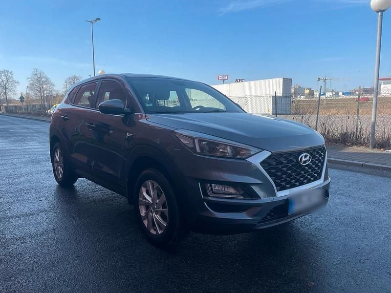 Gebraucht Hyundai Tucson 136 PS (100 kW) 2019 Grau SUV