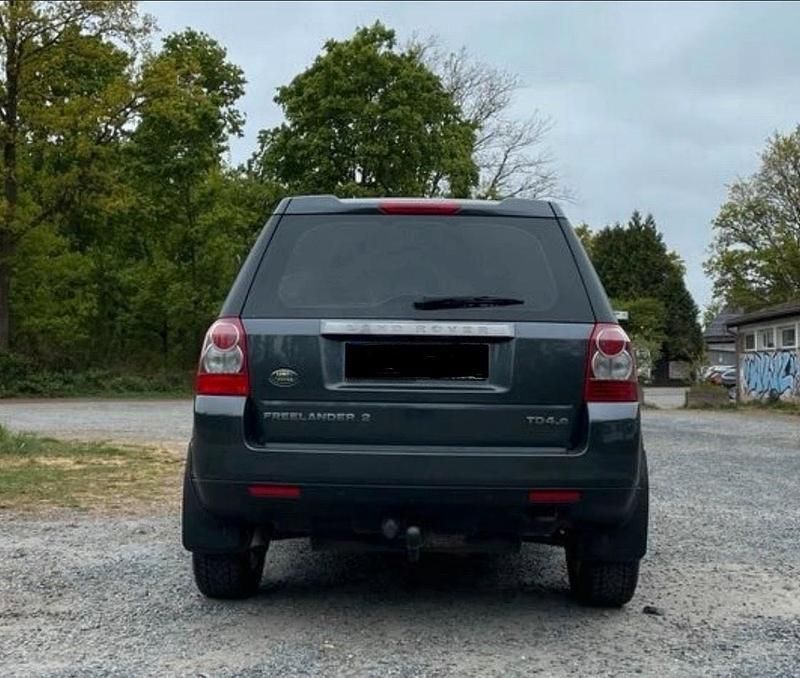 Gebraucht Land Rover Freelander 2 152 PS (111 kW) 2010 Grau SUV