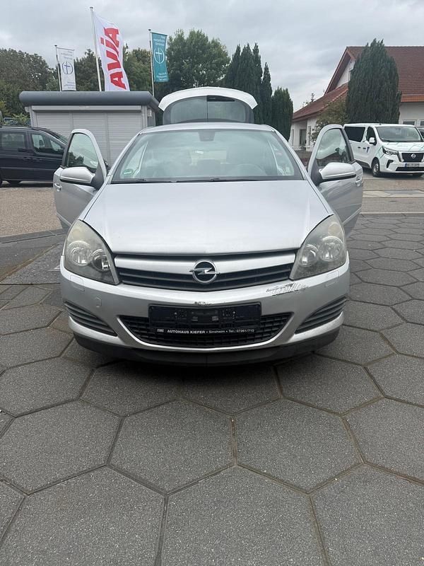 Silber Gebraucht 2008 Opel Astra Kleinwagen | 2.100 € (Fairer Preis) - Bild 1/4