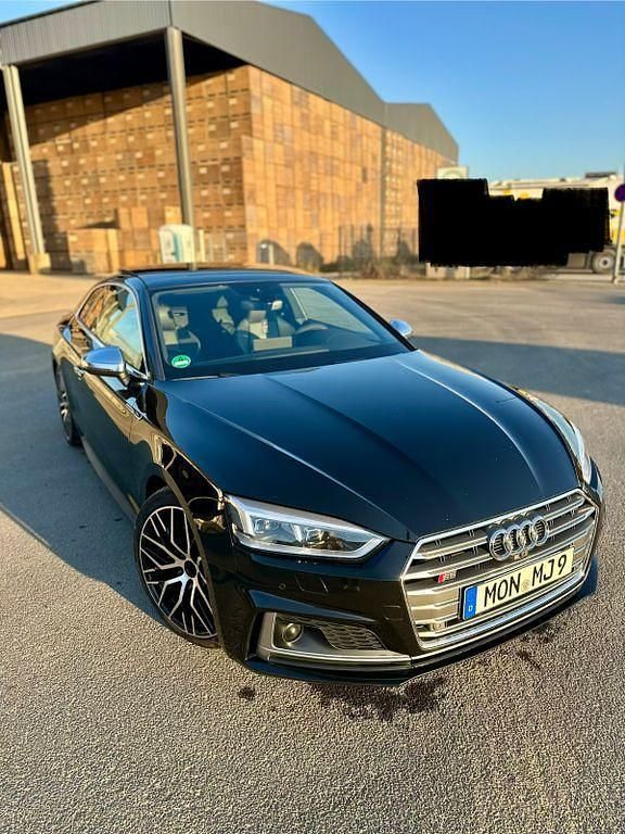 Gebraucht Audi S5 Ambiente 354 PS (260 kW) 2017 Schwarz Coupé