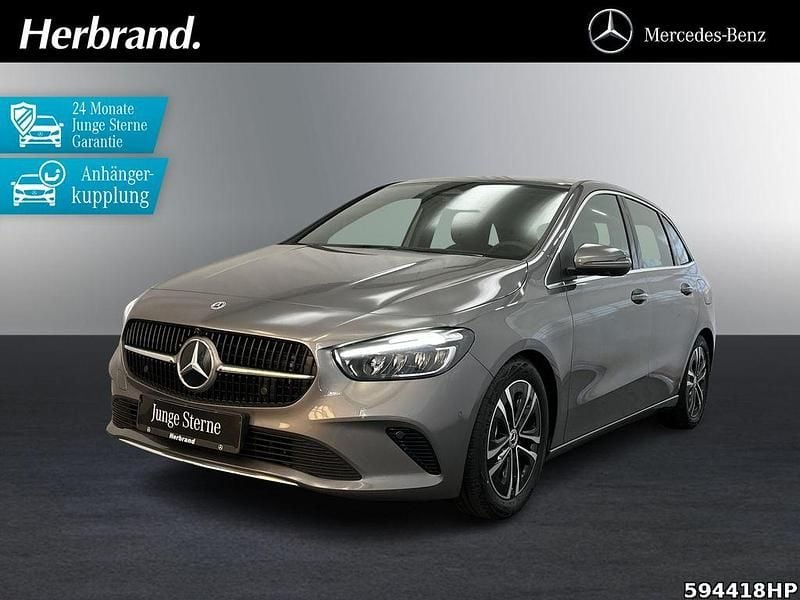 Metalliclack mountaingrau Gebraucht 2025 Mercedes B200 Progressive Van / Kleinbus | 31.990 € (Guter Preis) - Bild 1/4