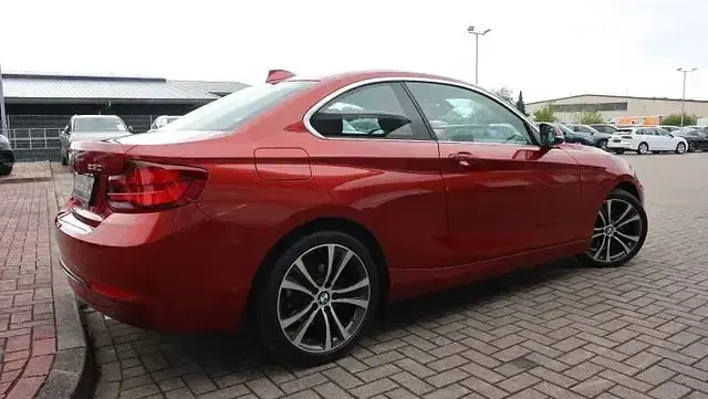 Gebraucht BMW 230 Coupé Sport Line 252 PS (185 kW) 2021 Orange Coupé