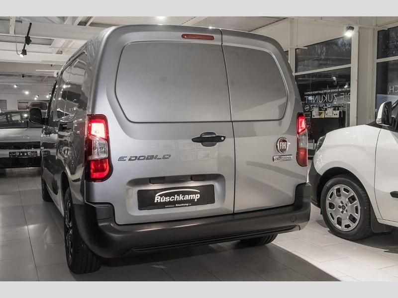 Gebraucht Fiat e-Doblò 100 kW (136 PS) 2023 Grau Van / Kleinbus