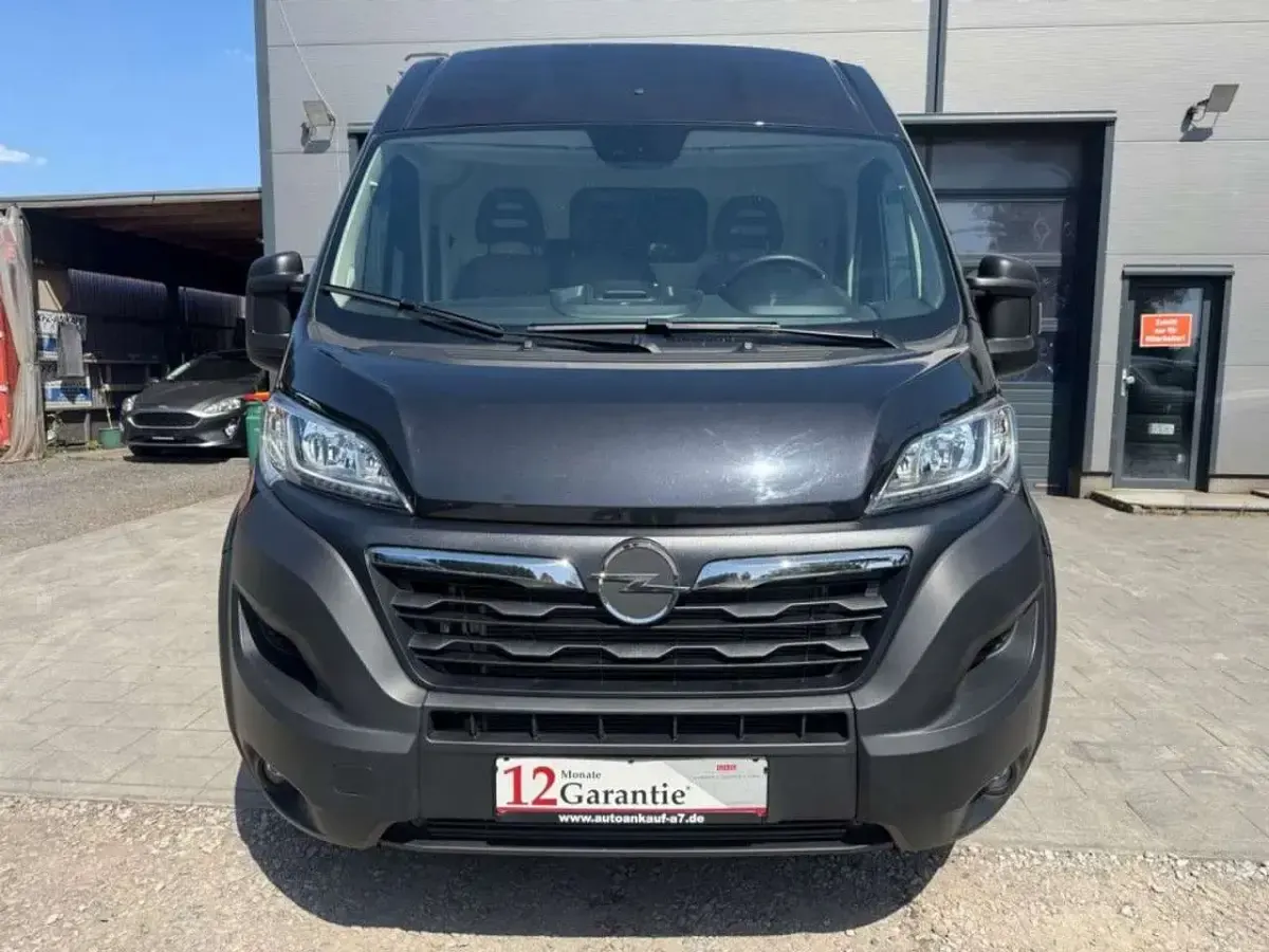 Gebraucht Opel Movano 237 PS (174 kW) 2022 Grau Van