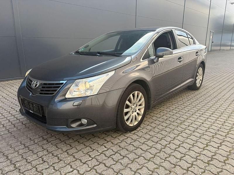 Gebraucht Toyota Avensis Executive 147 PS (108 kW) 2011 Grau Limousine