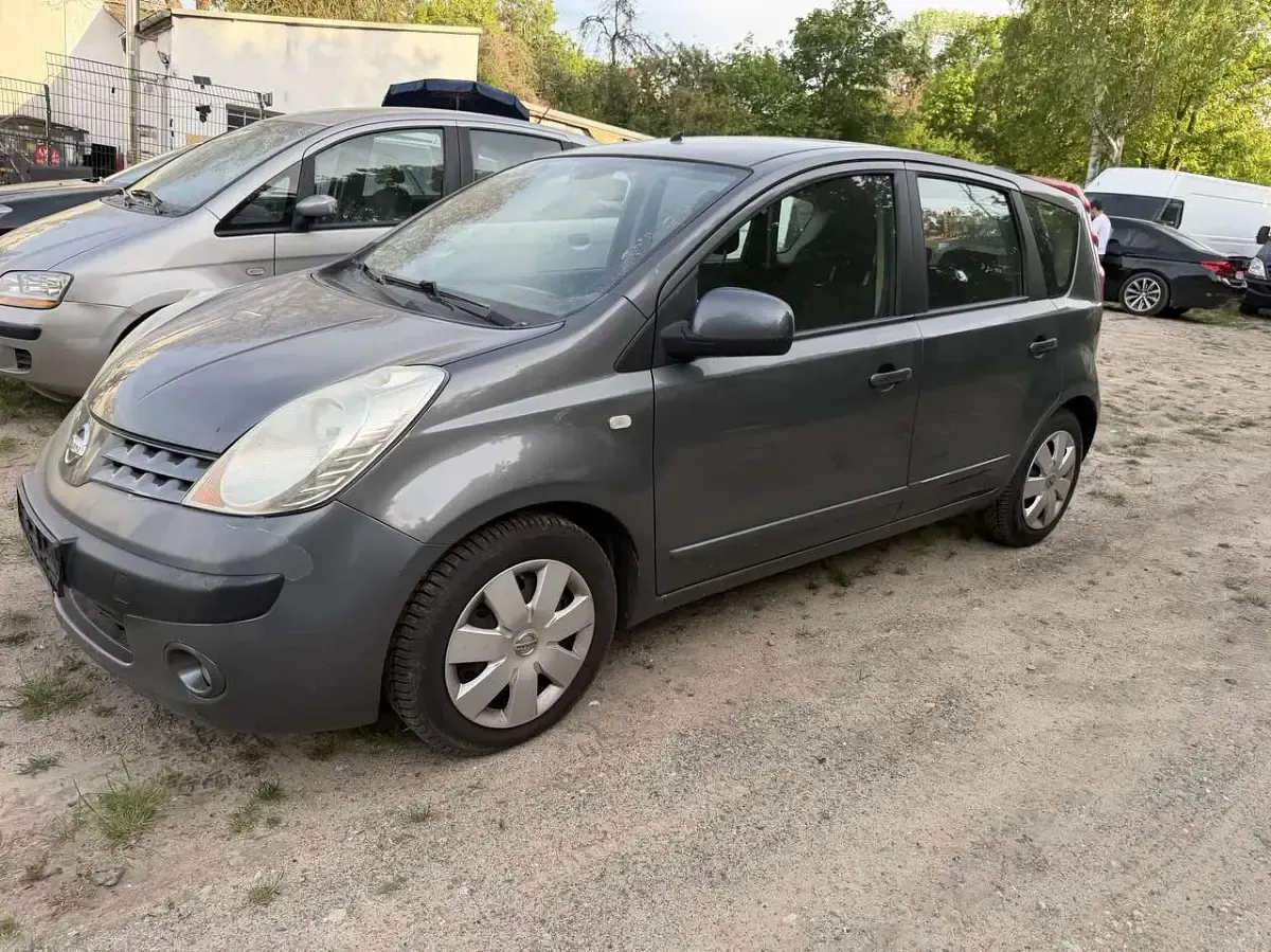 Second-hand Nissan Note Acenta 88 CP (64 kW) 2006 Gri Hatchback