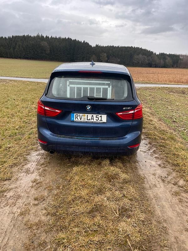 Gebraucht BMW 218 136 PS (100 kW) 2016 Blau Kombi