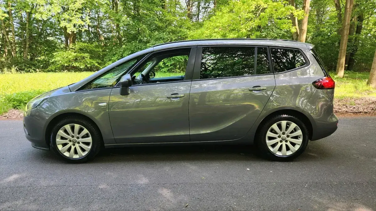 Gebraucht Opel Zafira 120 PS (88 kW) 2016 Van / Kleinbus