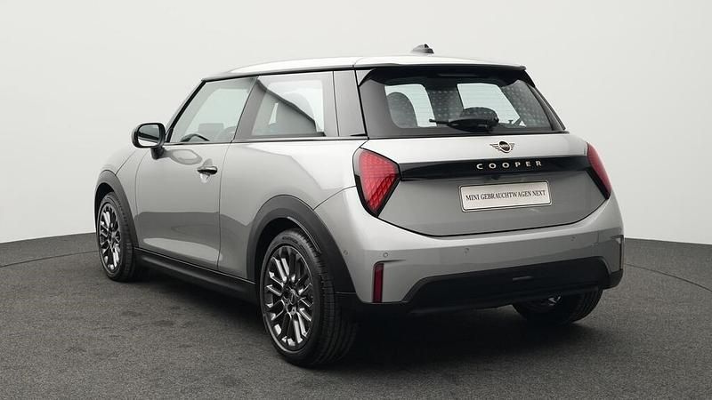 Gebraucht Mini Cooper 114 kW (156 PS) 2025 Silber Kleinwagen