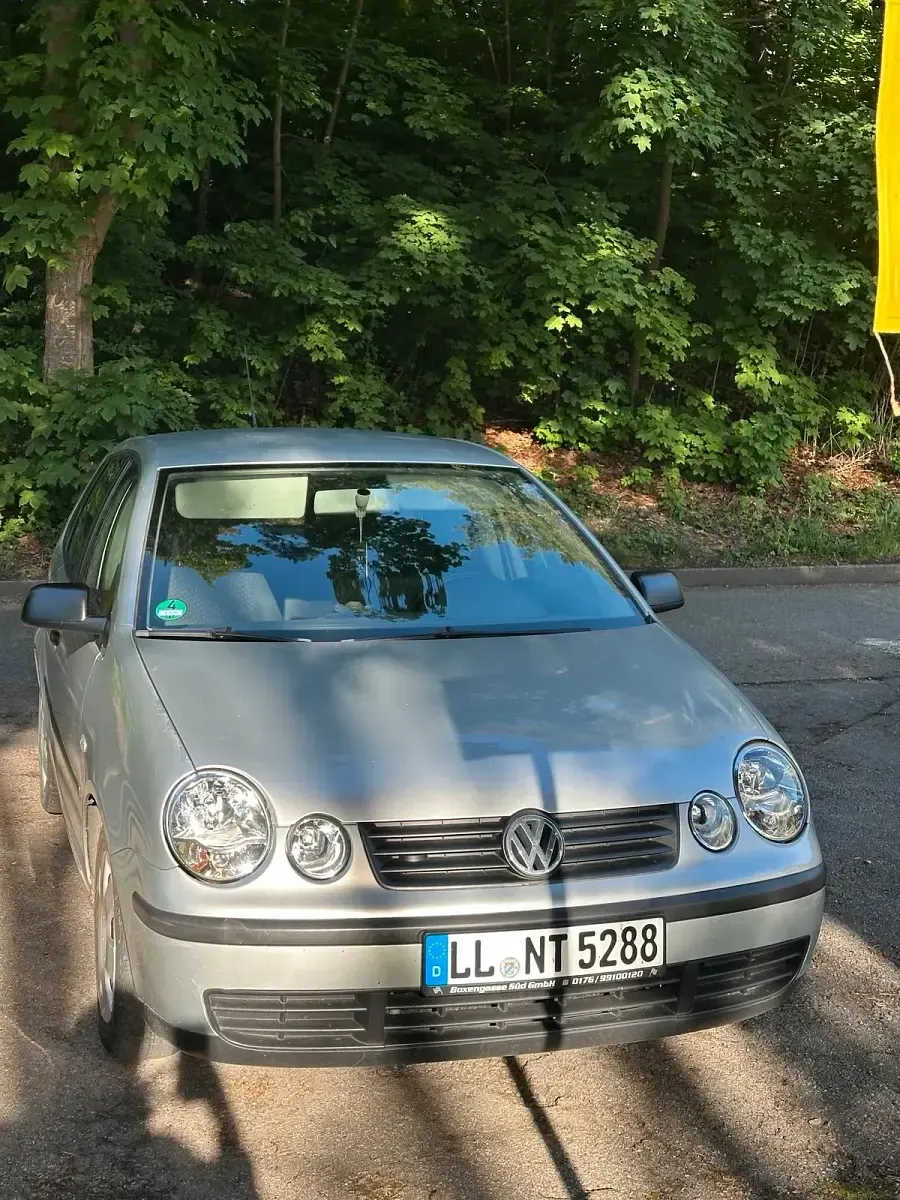 Gebraucht VW Polo 64 PS (47 kW) 2002 Silber Kleinwagen