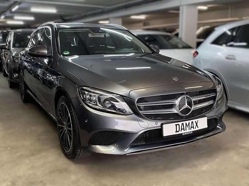 Gebraucht Mercedes C200 184 PS (135 kW) 2020 Selenitgrau Kombi