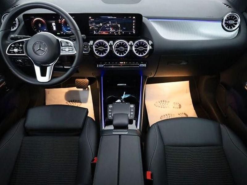 Gebraucht Mercedes EQA250 Progressive 139 kW (190 PS) 2022 Schwarz SUV