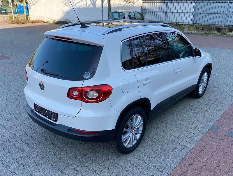 Gebraucht VW Tiguan 140 PS (102 kW) 2011 Weiß SUV