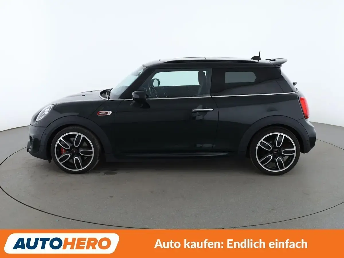 Gebraucht Mini John Cooper Works 231 PS (169 kW) 2020 Grün Kleinwagen