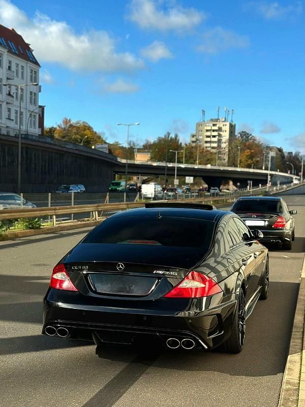 Gebraucht Mercedes CLS500 306 PS (225 kW) 2005 Schwarz Limousine