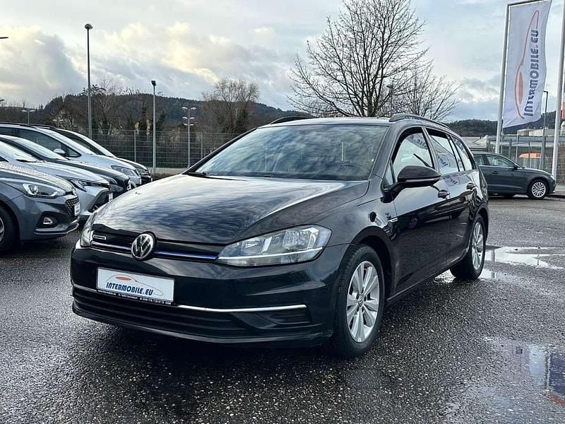 Deep black Gebraucht 2020 VW Golf VII Comfortline Kombi | 10.710 € (Guter Preis) - Bild 1/4