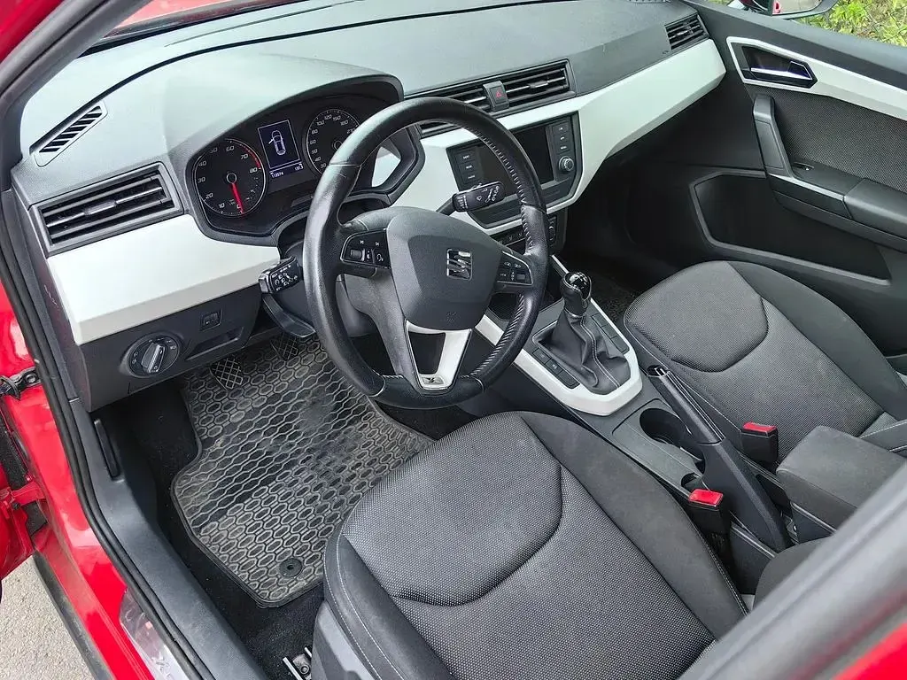 Gebraucht Seat Arona XCELLENCE 90 PS (66 kW) 2020 Reinrot SUV