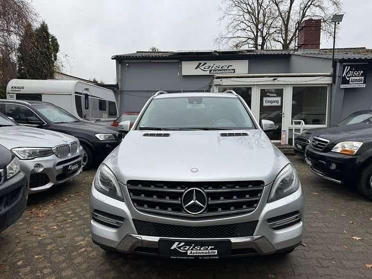 Gebraucht Mercedes ML350 258 PS (189 kW) 2012 Silber SUV