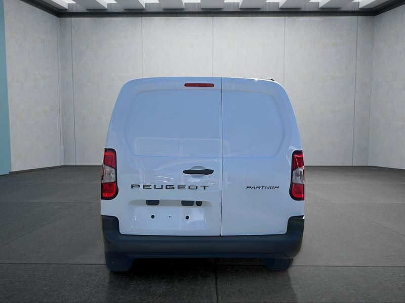 Gebraucht Peugeot Partner 102 PS (75 kW) 2025 Weiß Van / Kleinbus