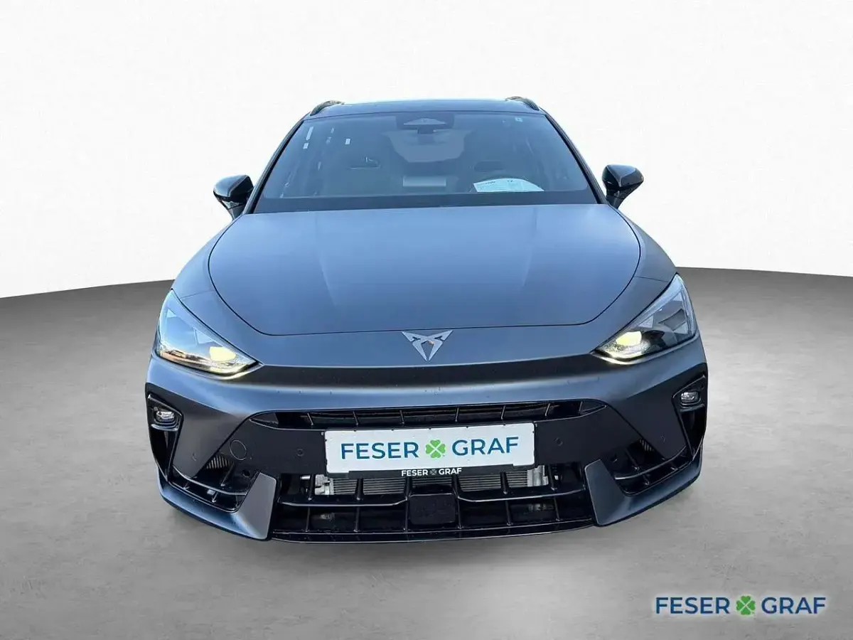Neu Cupra Leon VZ 333 PS (244 kW) 2025 Graphene grau Kombi