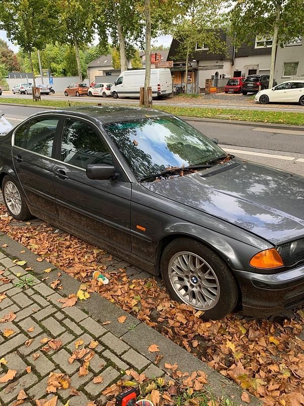 Silber Gebraucht 2000 BMW 328 Limousine | 1.800 € (Superpreis) - Bild 1/4