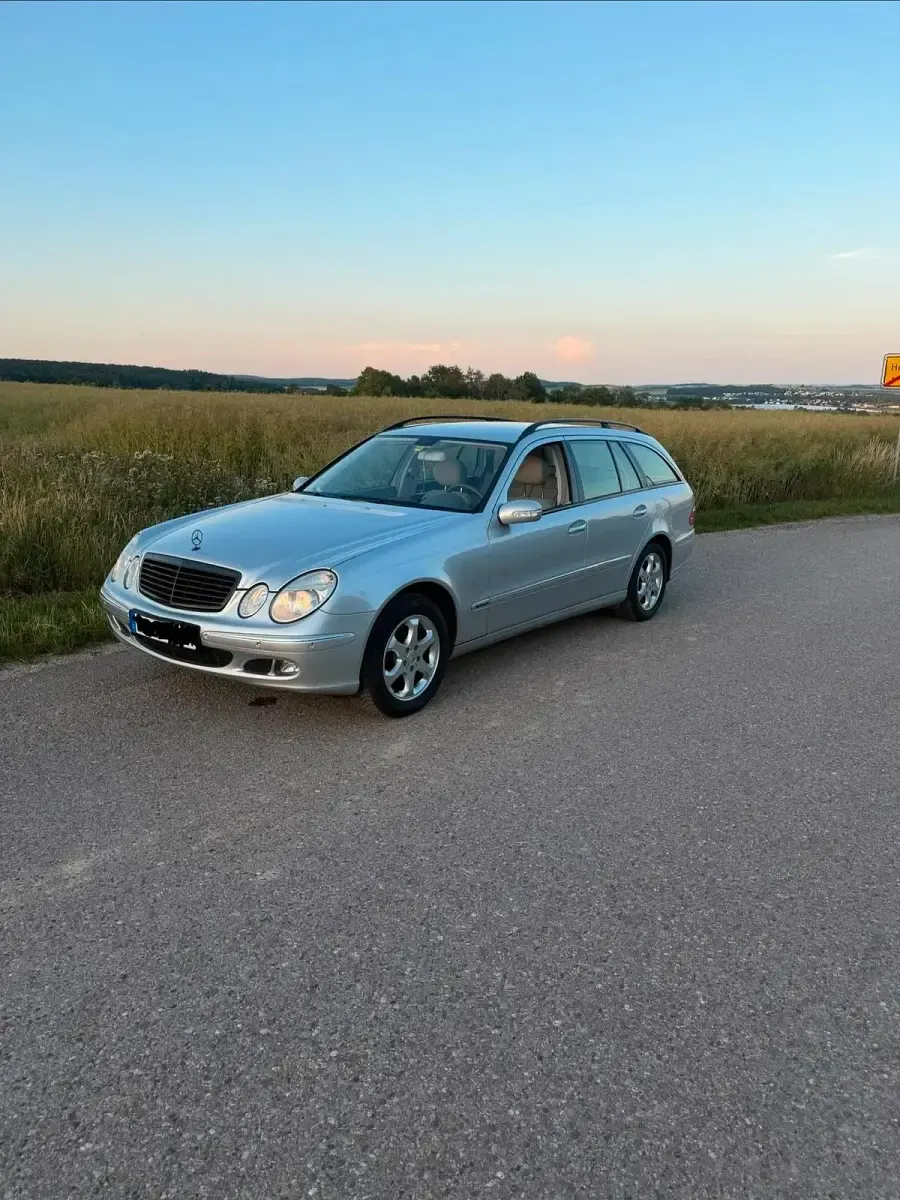 Gebraucht Mercedes E320 224 PS (164 kW) 2005 Silber Kombi