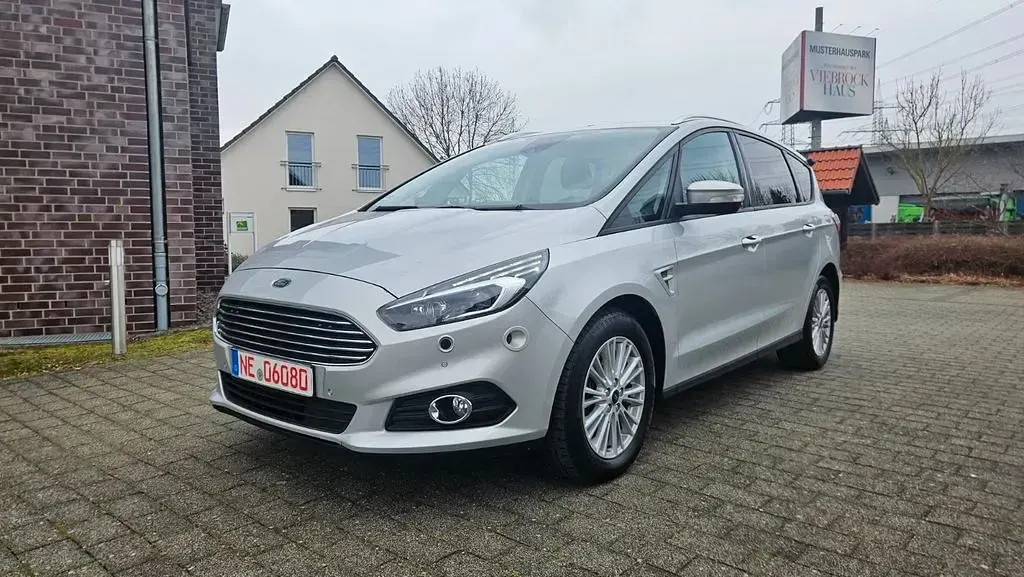 Gebraucht Ford S-MAX Trend 190 PS (139 kW) 2020 Silber Van / Kleinbus