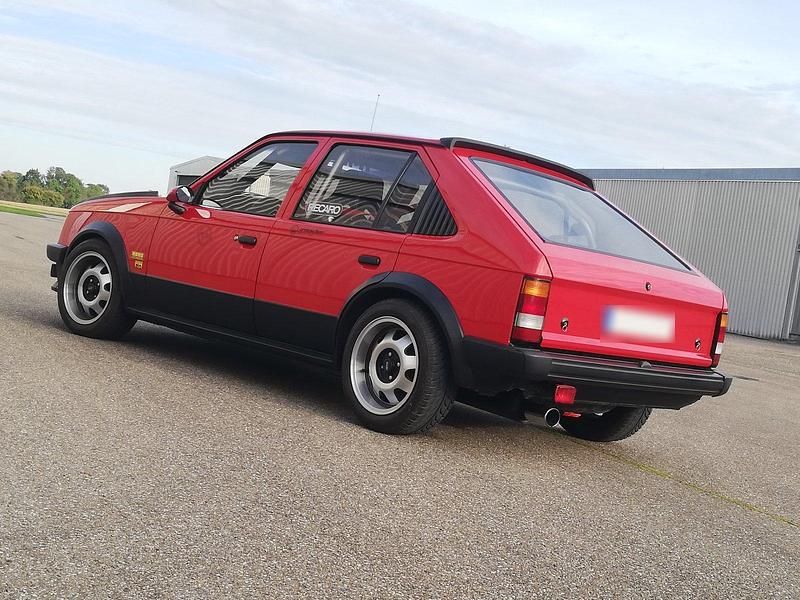 Gebraucht Opel Kadett 105 PS (77 kW) 1983 Rot Kombi