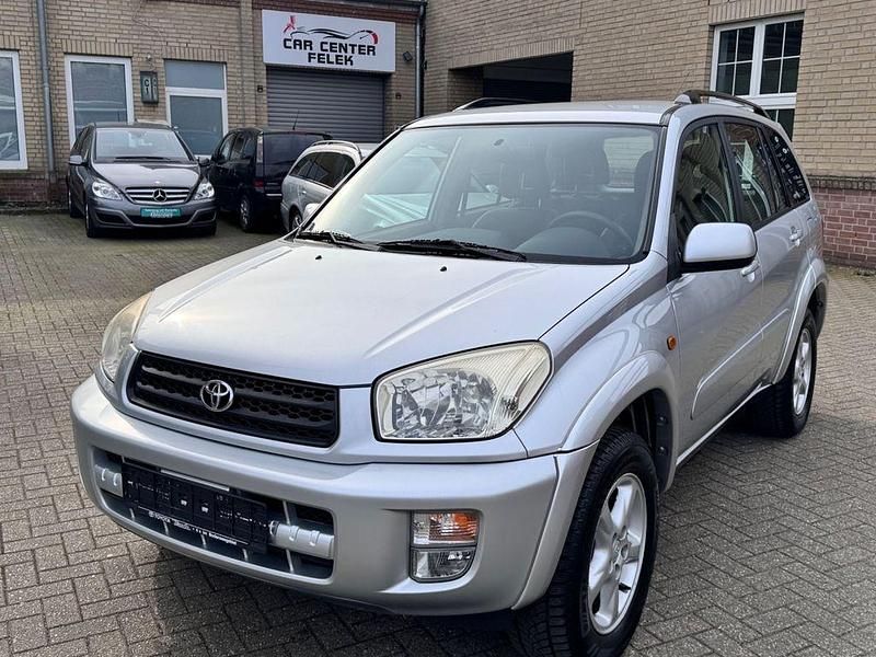 Gebraucht Toyota RAV4 150 PS (110 kW) 2003 Silber SUV