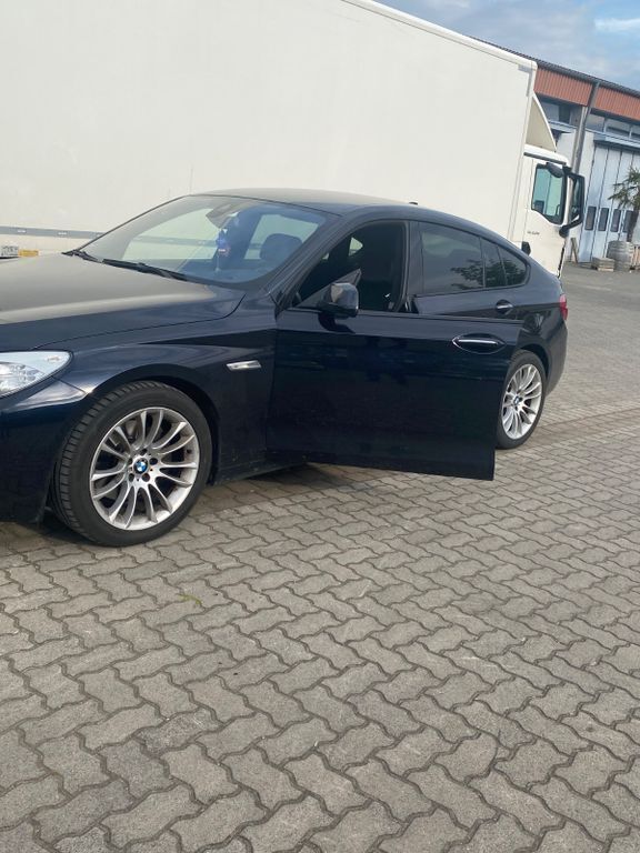 Schwarz Gebraucht 2013 BMW 530 Gran Turismo Performance Limousine | 10.500 € (Superpreis) - Bild 1/4