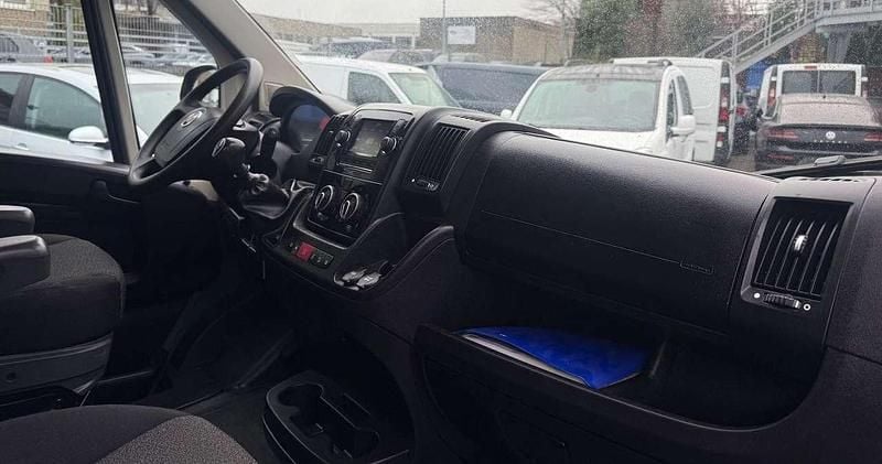 Gebraucht Fiat Ducato 120 PS (88 kW) 2021 Grau Van