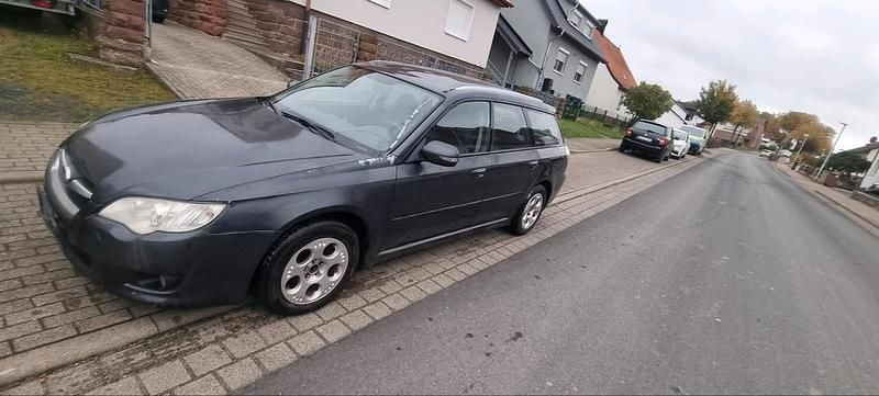 Silber Gebraucht 2007 Subaru Legacy Kombi | 1.300 € - Bild 1/4
