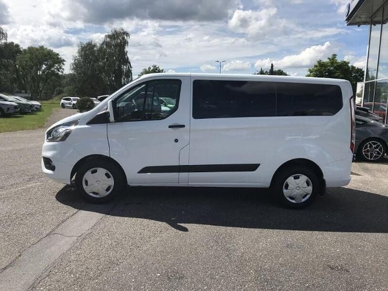 Gebraucht Ford Transit Custom Trend 131 PS (96 kW) 2023 Frostweiß Kombi