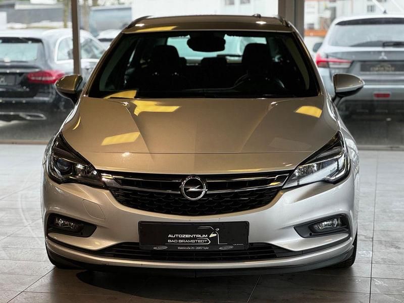 Gebraucht Opel Astra 136 PS (100 kW) 2016 Silber Limousine