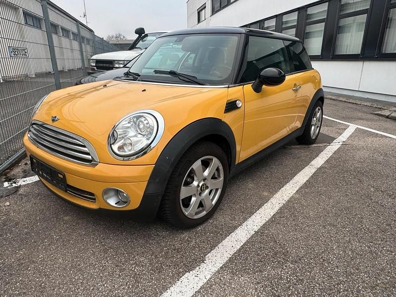 Gelb Gebraucht 2009 Mini Cooper Kleinwagen | 3.800 € (Guter Preis) - Bild 1/4