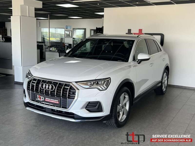 Gletscherweiß metallic Gebraucht 2023 Audi Q3 SUV | 39.890 € (Fairer Preis) - Bild 1/4