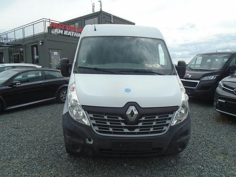 Weiß Gebraucht 2017 Renault Master Van | 10.950 € (Guter Preis) - Bild 1/4