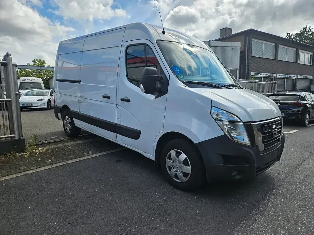 Gebraucht Nissan Interstar N-Connecta 136 PS (100 kW) 2022 Weiß Van