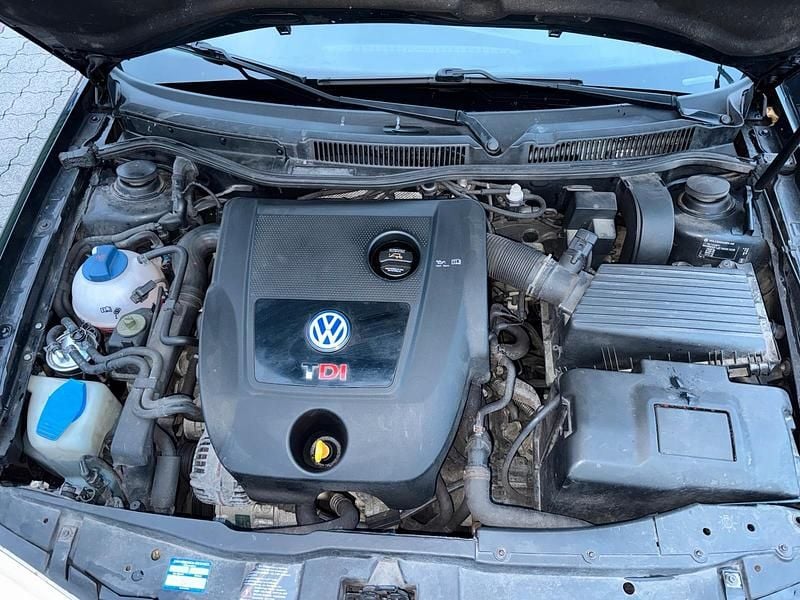 Gebraucht VW Golf IV 101 PS (74 kW) 2000 Schwarz Kombi